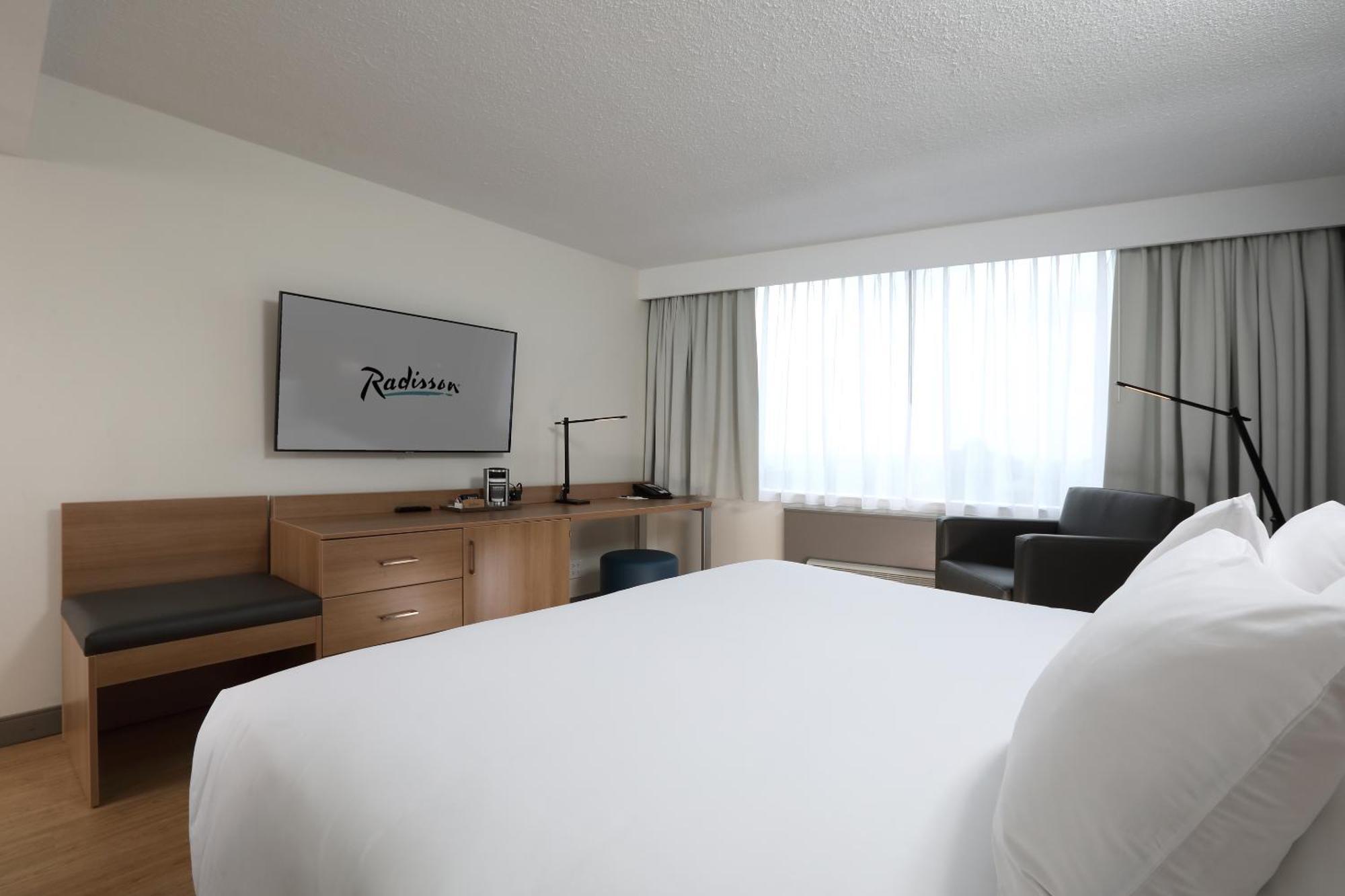 Radisson Hotel Winnipeg Downtown Exterior foto