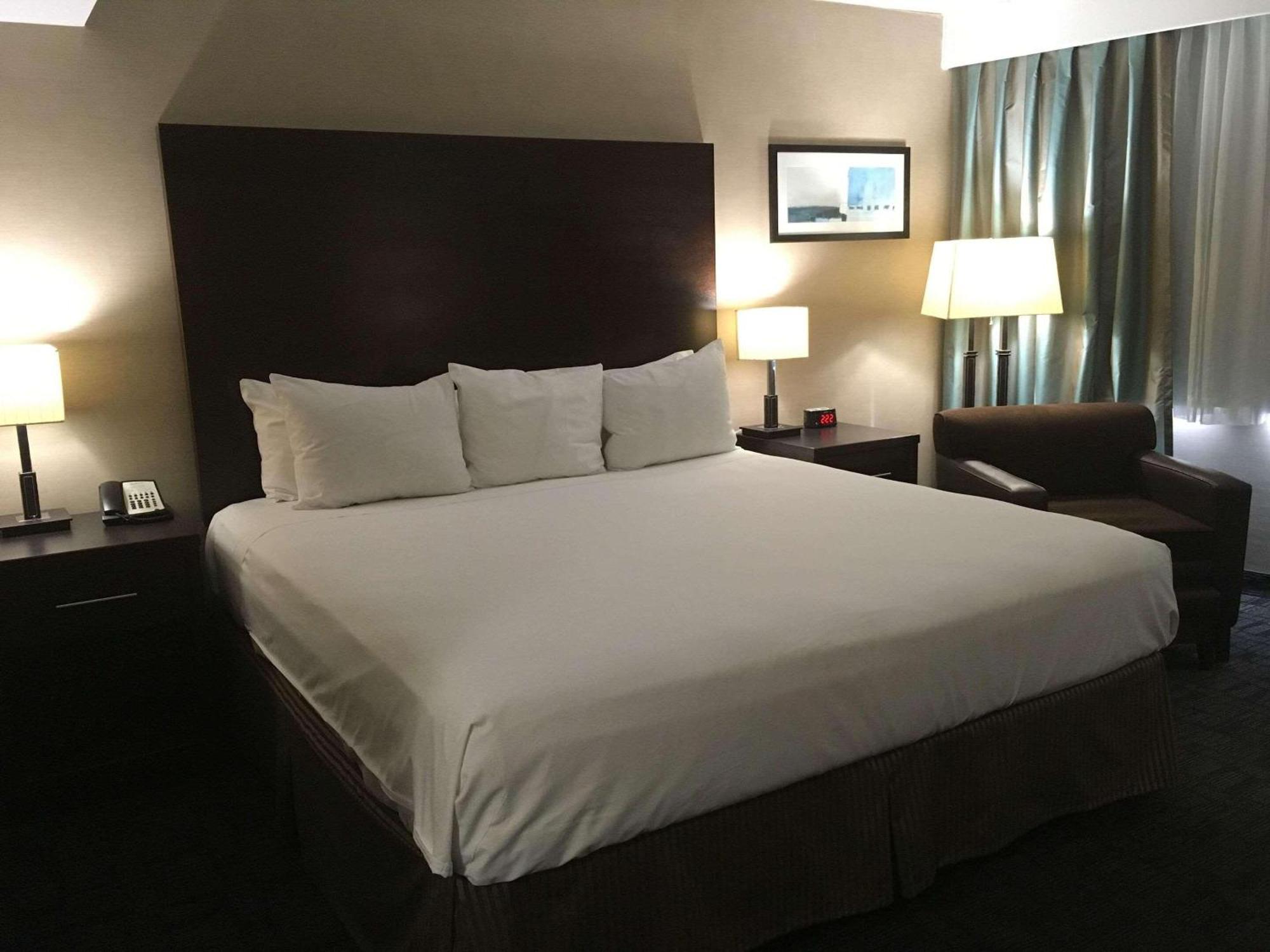 Radisson Hotel Winnipeg Downtown Exterior foto